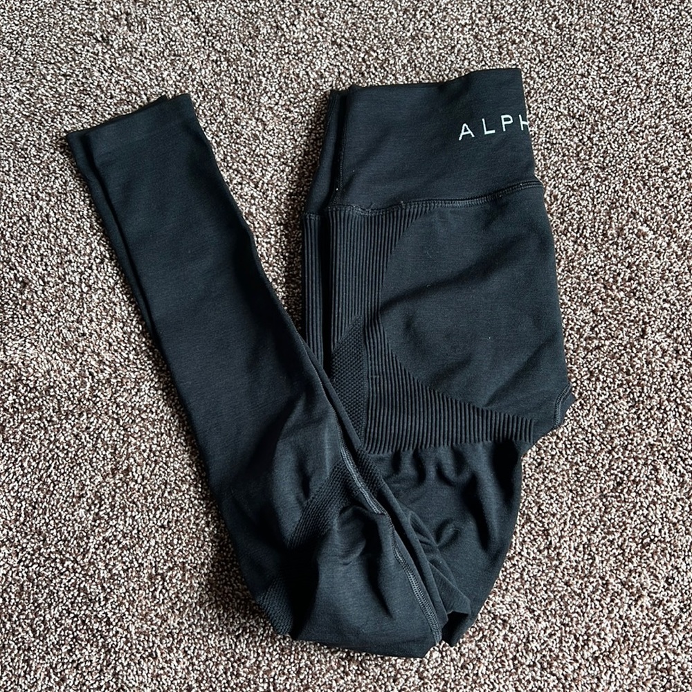 Alphalete leggings